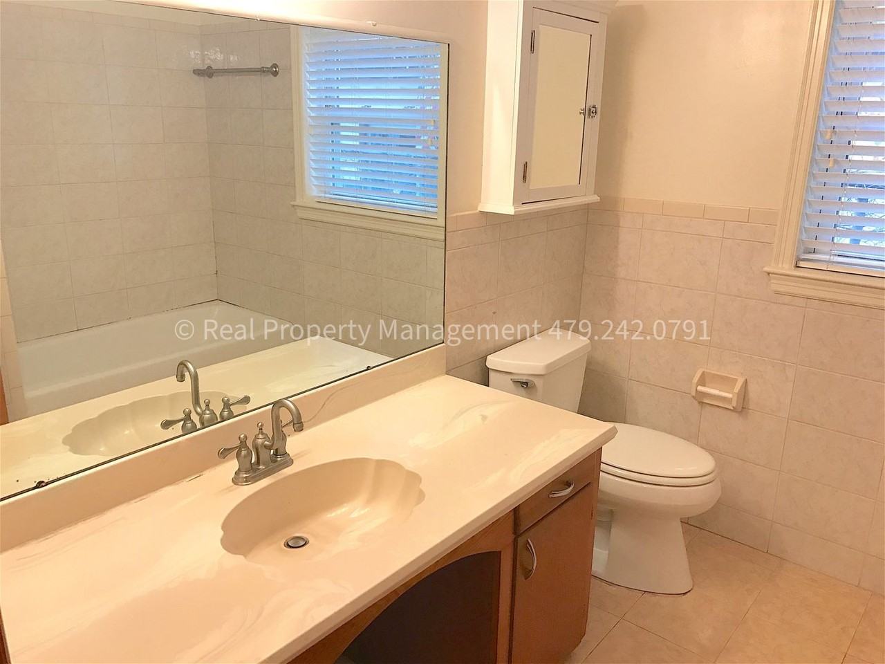 1306 S 41st St - Photo 7 of 12