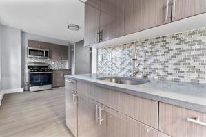 featured image of 746 Maple St