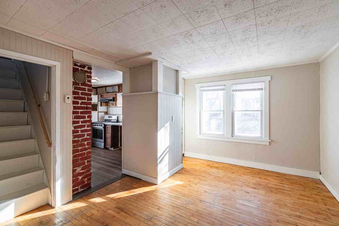 1903 14th St S - Photo 2 of 18