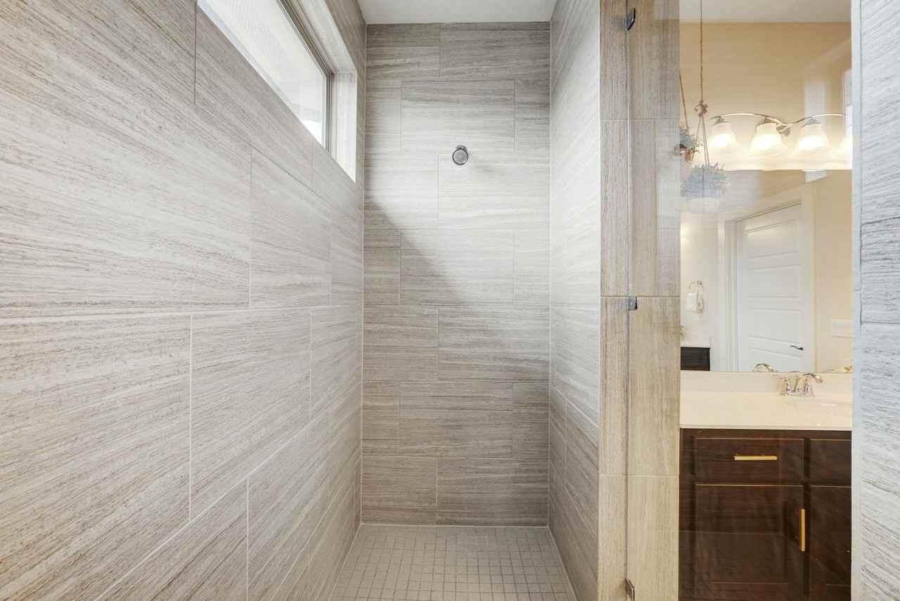 1603 Arcilla St - Photo 7 of 36