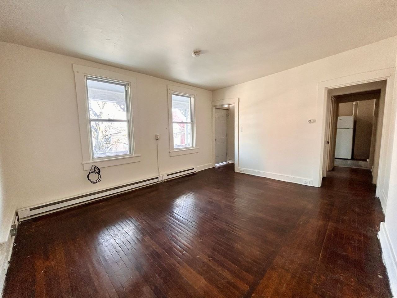 344 N Lime St - Photo 2 of 16