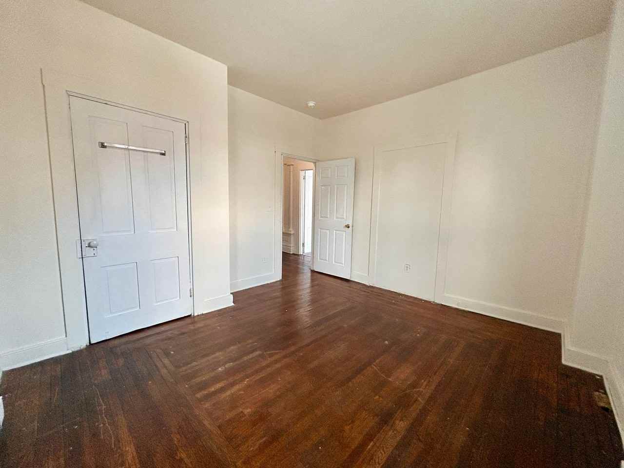 344 N Lime St - Photo 7 of 16