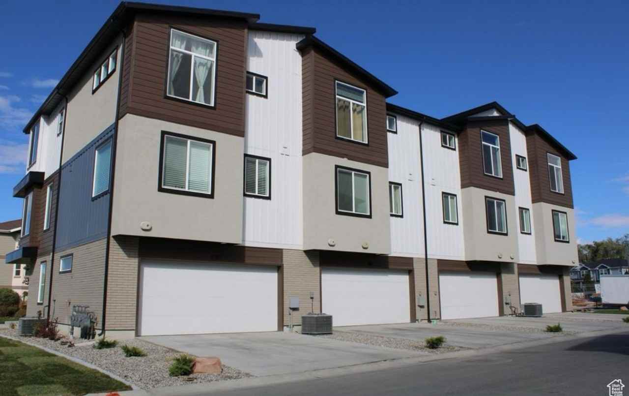 140 E Abbeville Ct - Photo 3 of 14