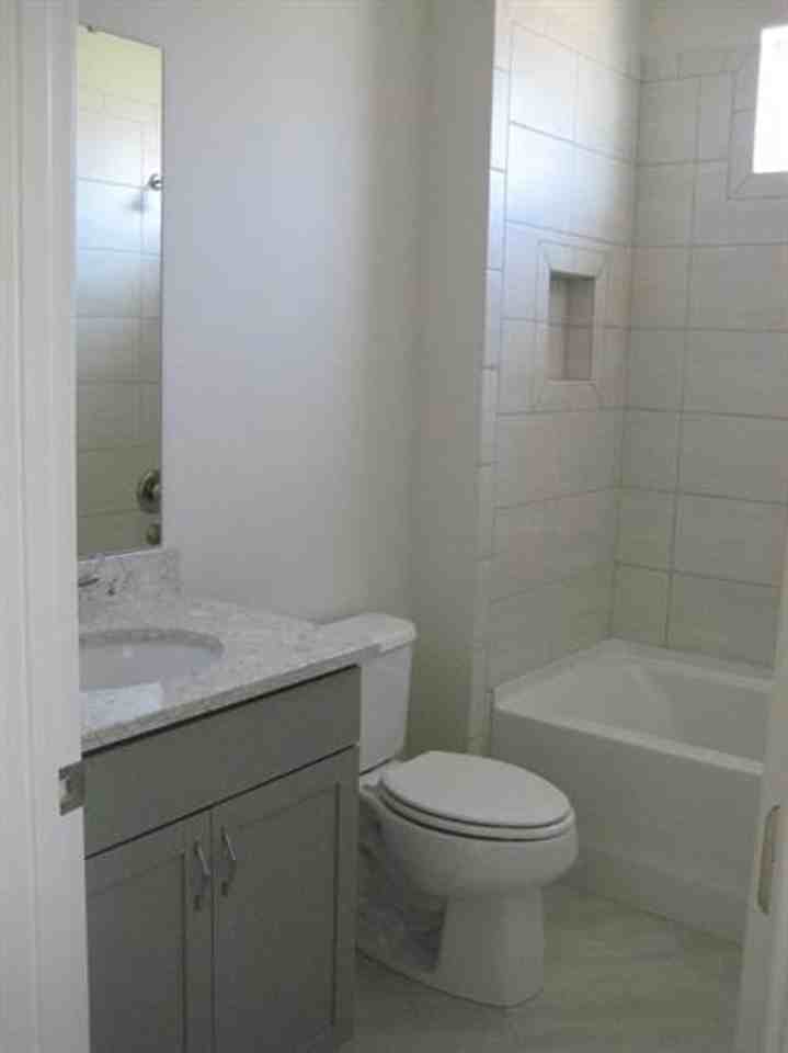 144 Coral Reef Way - Photo 3 of 17