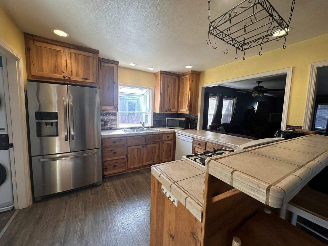 108 108 Elm St - Photo 7 of 21