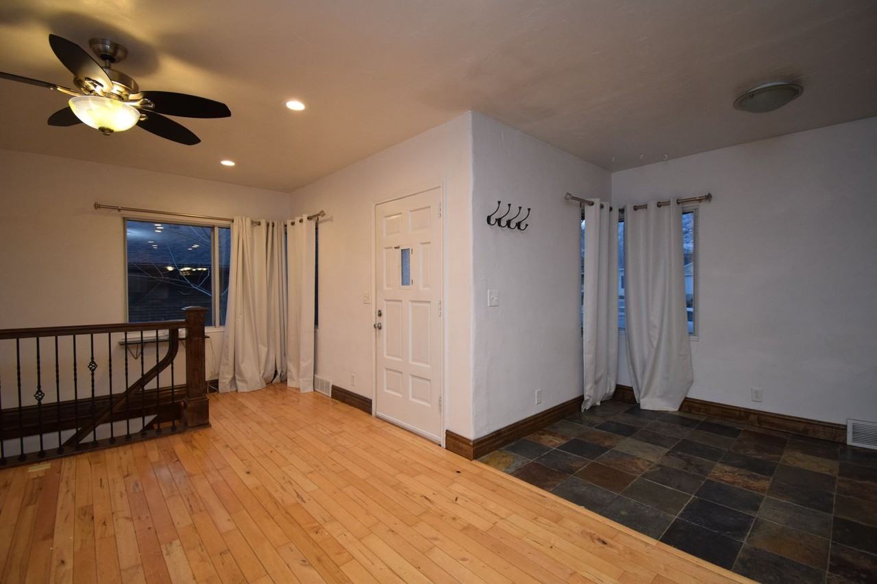 2128 S 1900 E - Photo 4 of 31