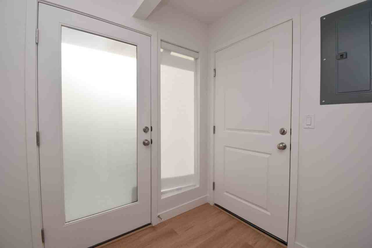 4479 S 500 E #4 - Photo 4 of 28