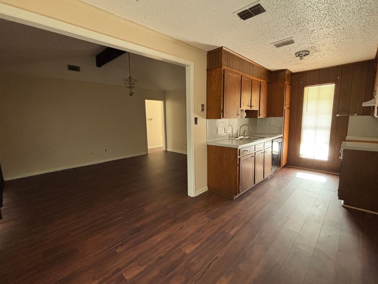 6480 Joy Dr - Photo 2 of 11