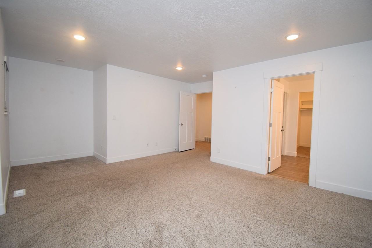 2726 E Iron Bark Aly - Photo 5 of 31