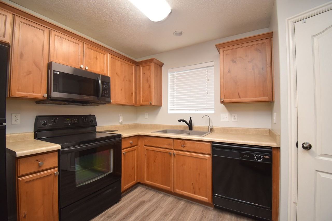 184 E Spencer Peak Way #C2 - Photo 6 of 18