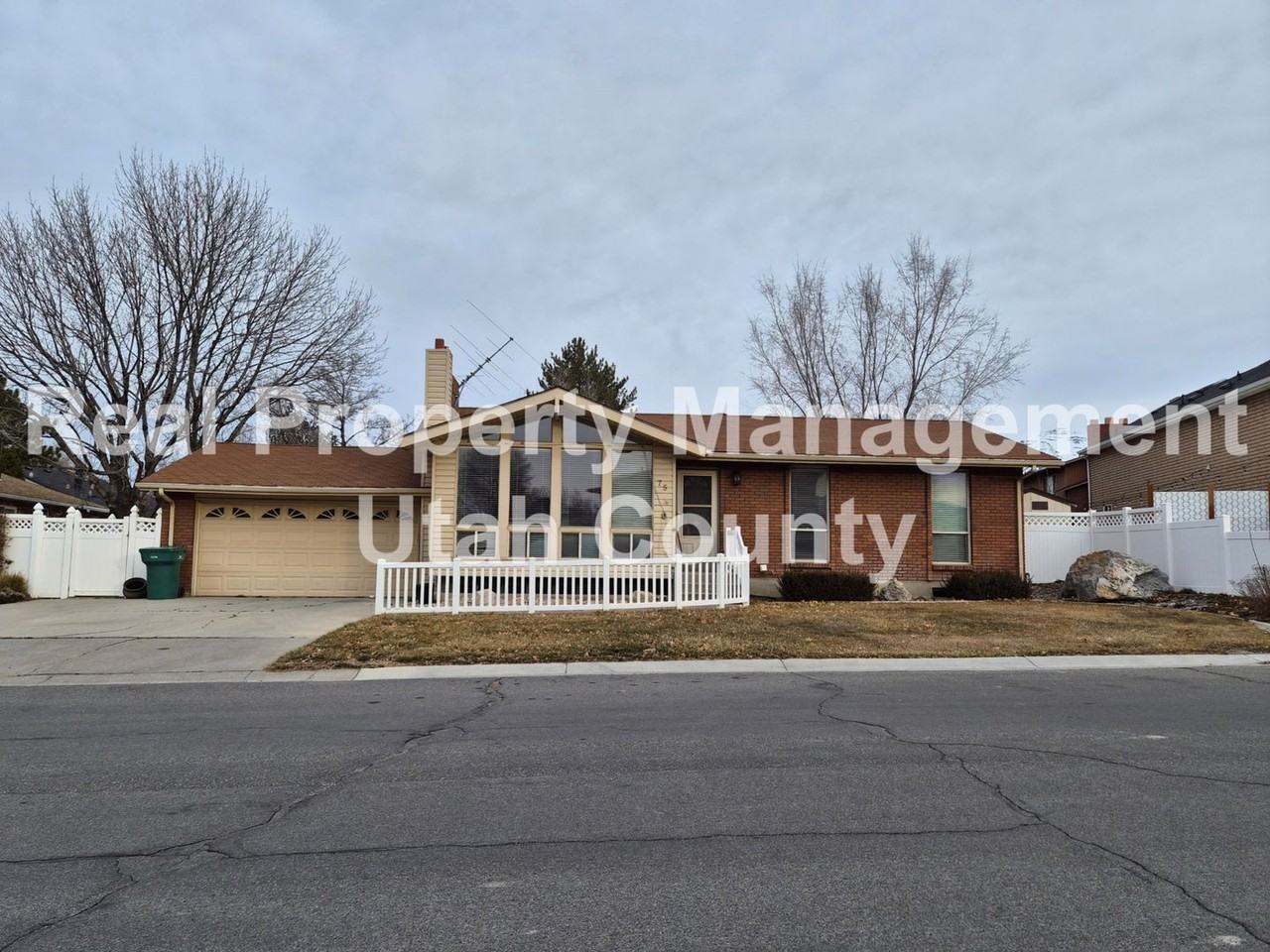 75 E 1864 S - Photo 2 of 37