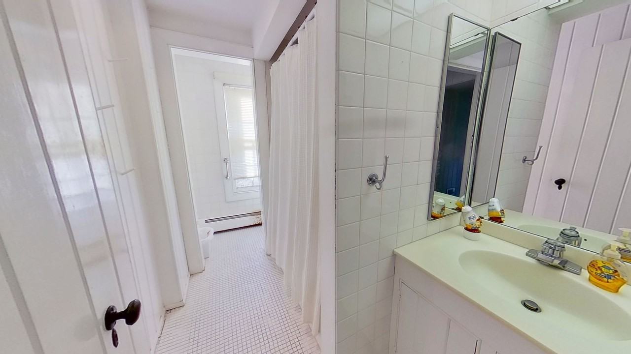 11525 High Point Rd - Photo 6 of 8