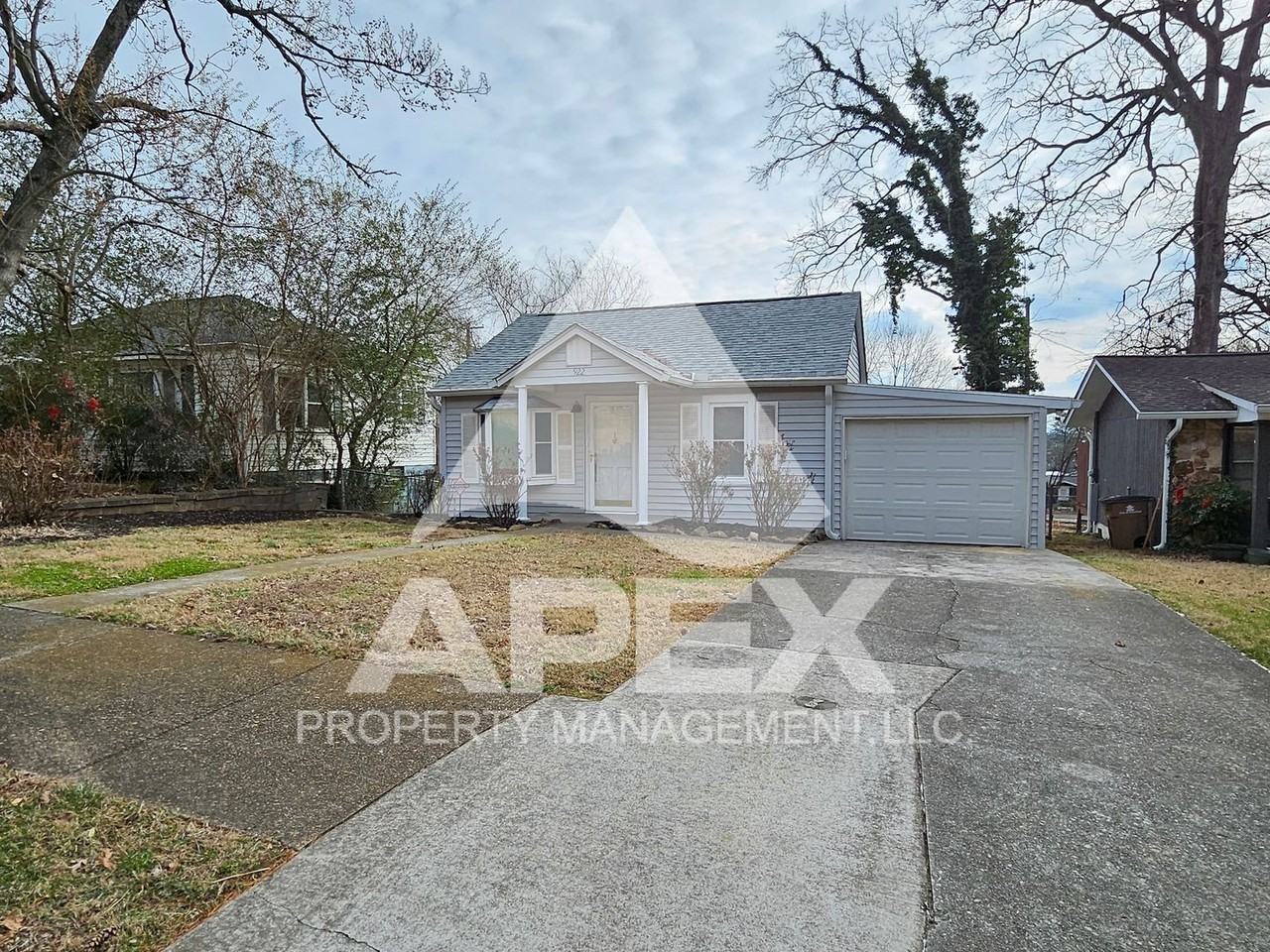 922 Freemason St - Photo 2 of 24