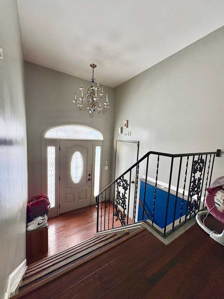 1976 Briarway - Photo 2 of 30