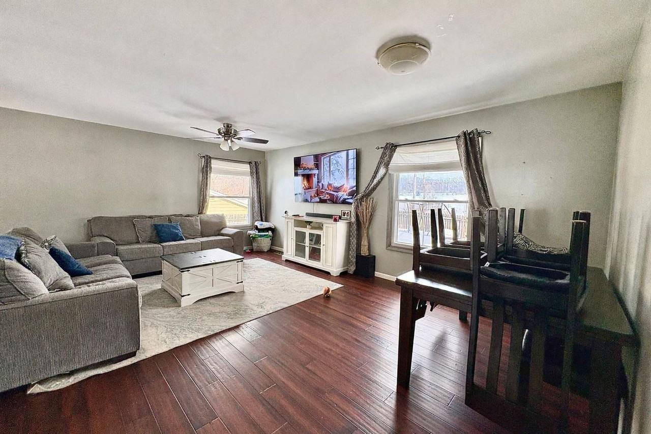 1976 Briarway - Photo 4 of 30