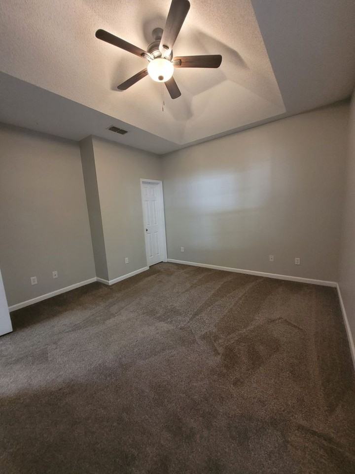 1672 Corey Wood Cir - Photo 7 of 32