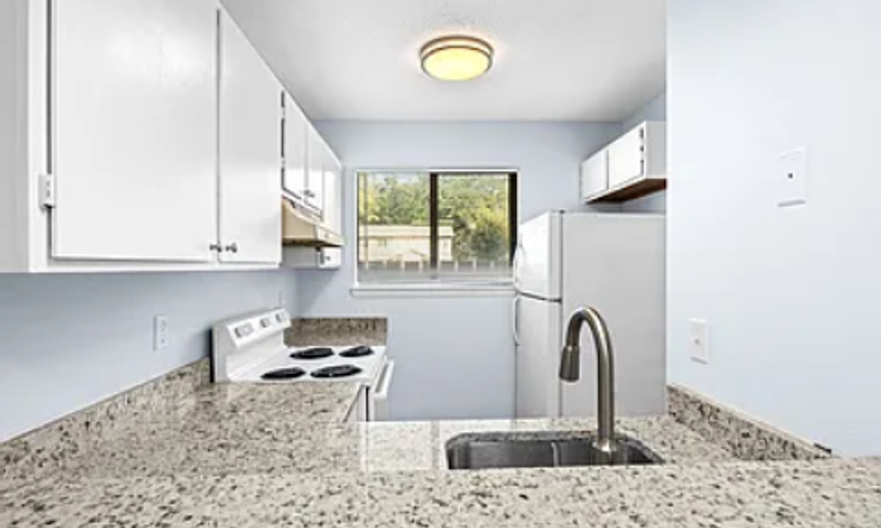 2807 Waddell Rd - Photo 2 of 26