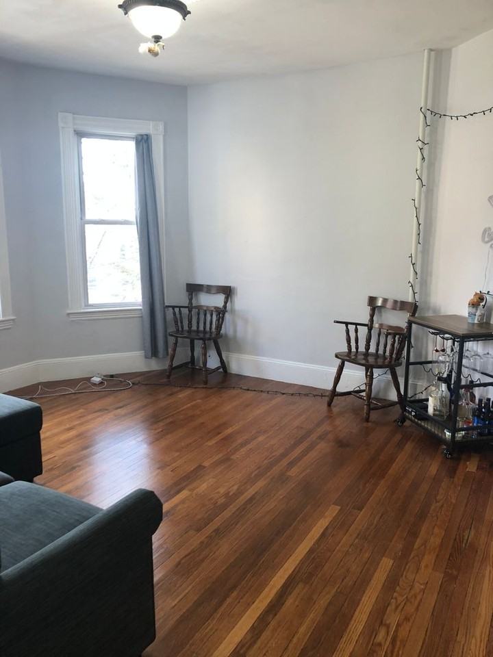 13 Bucknam St - Photo 5 of 9