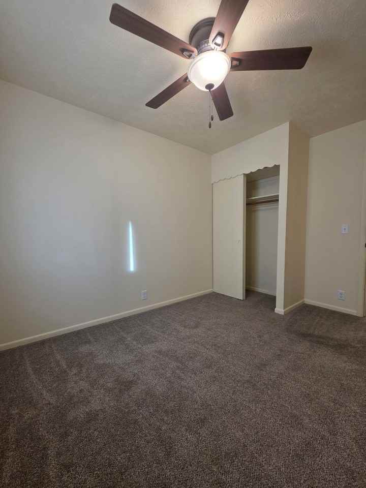 9041 Ohio St - Photo 6 of 10