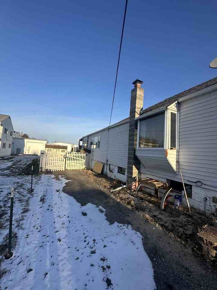 40 Valley St - Photo 3 of 18