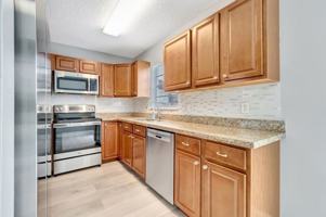 featured image of 1016 W Lakewood Rd