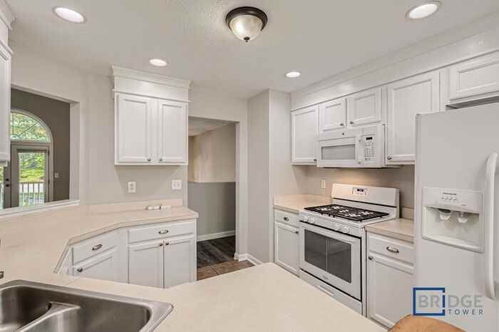 281 Cedars Glen Cir - Photo 5 of 10