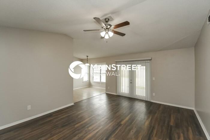 1836 Shannon Lake Dr - Photo 3 of 16