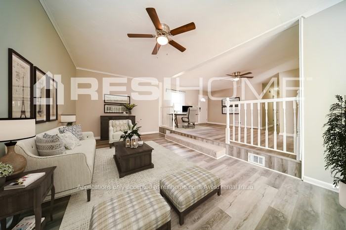 2953 Kensington Way - Photo 5 of 18