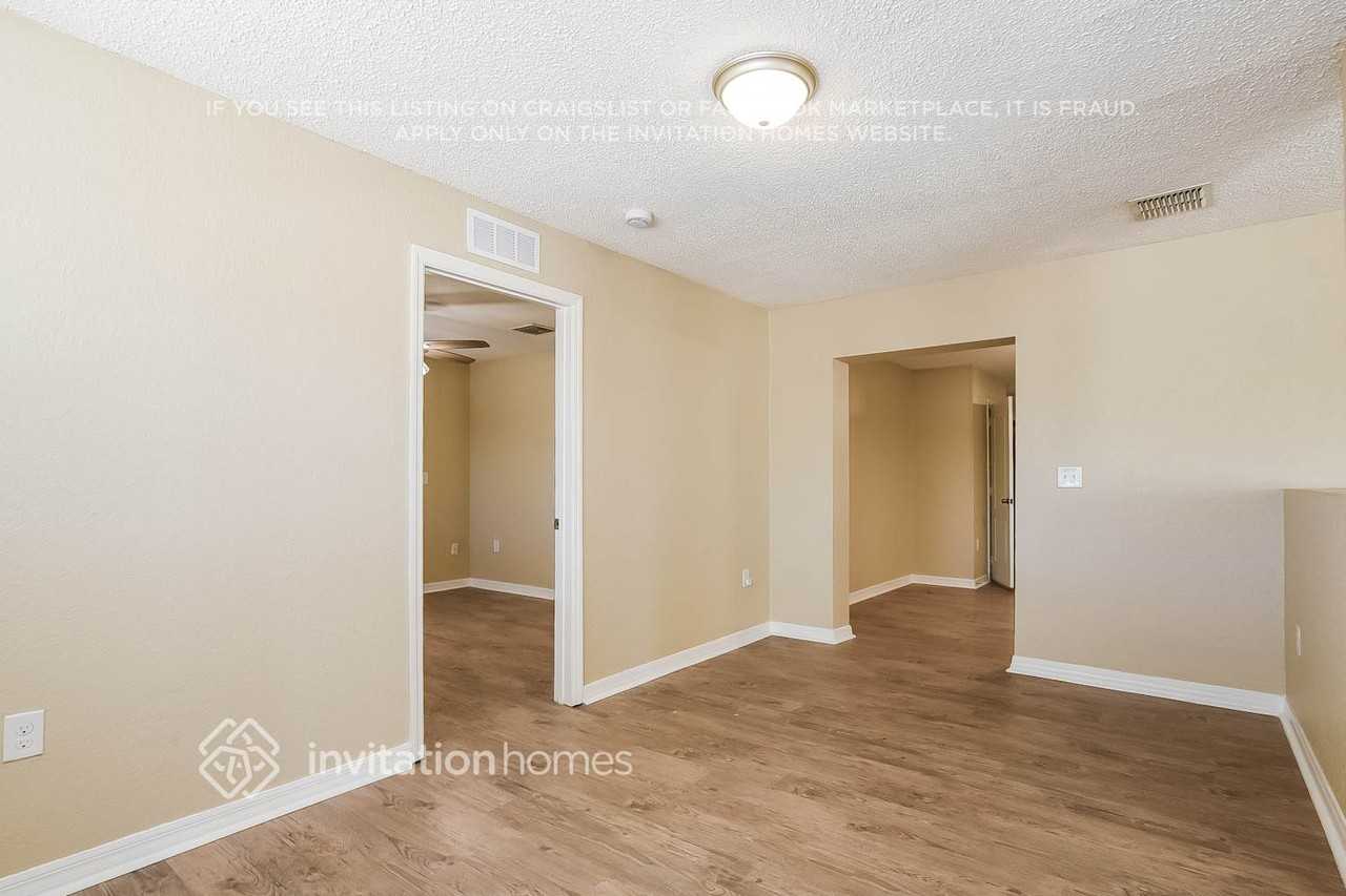 1333 Pleasantview Dr - Photo 6 of 17