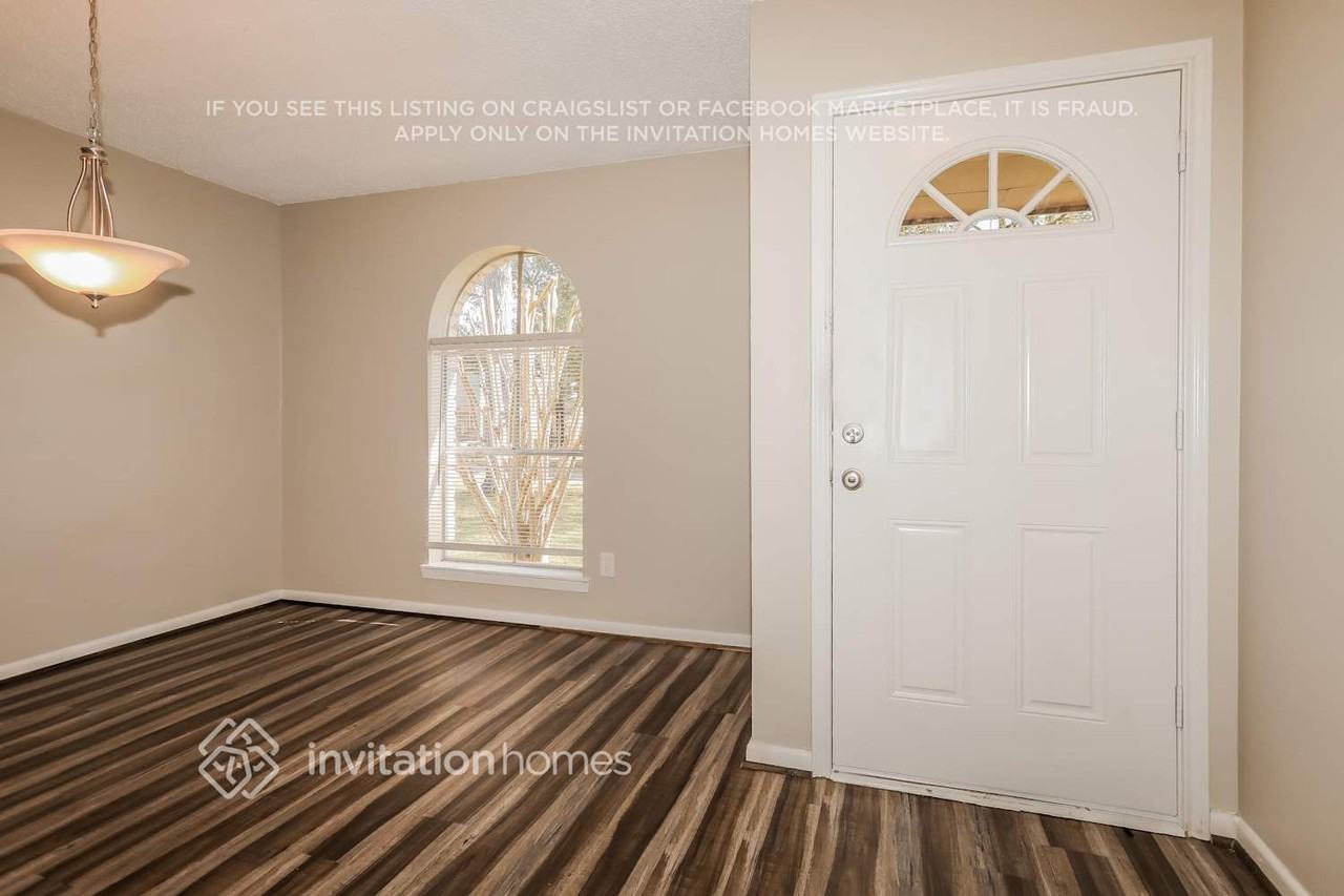 8322 Autumn Willow Dr - Photo 2 of 16