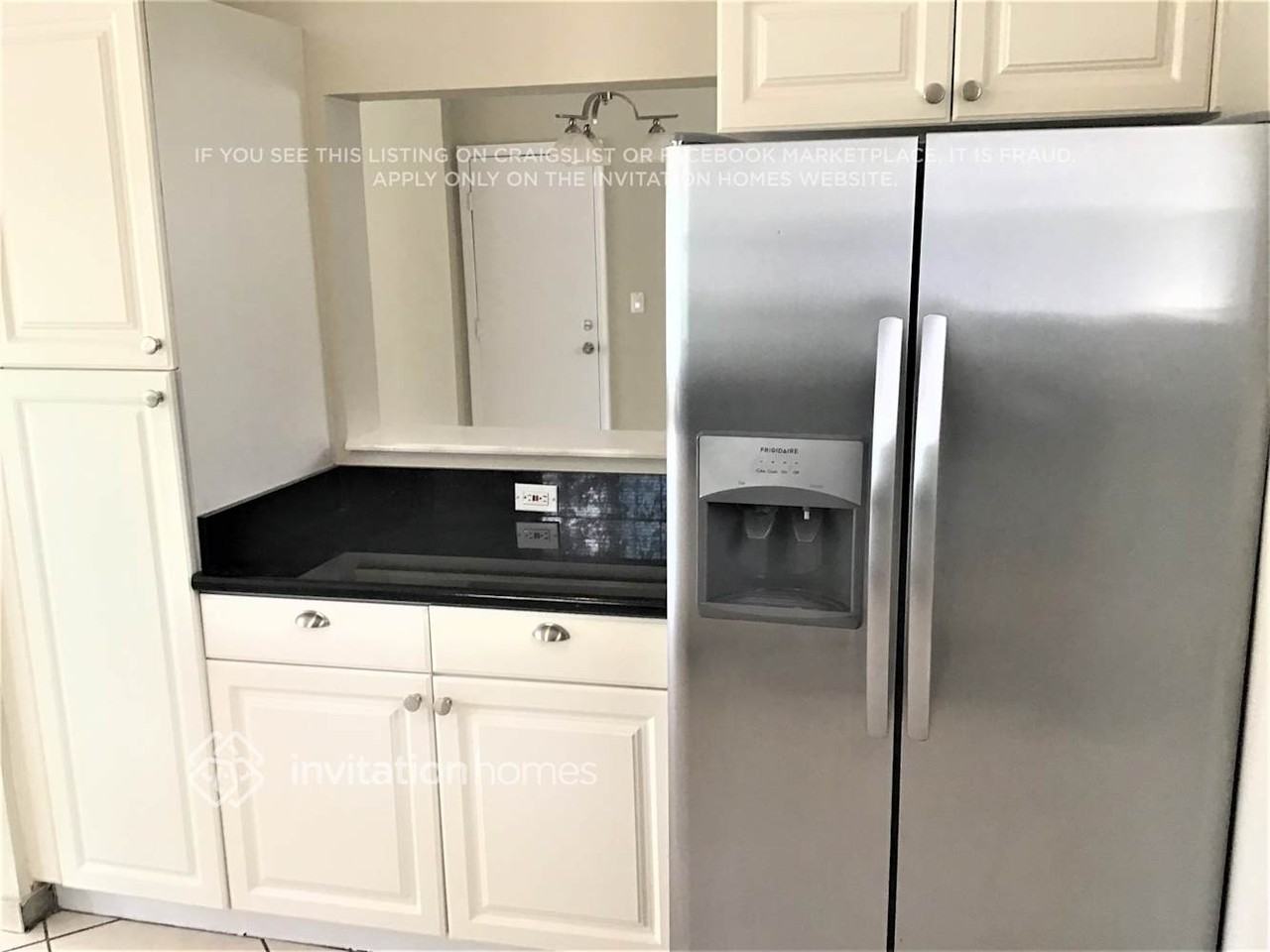 3407 Nw 112th Ter - Photo 4 of 10