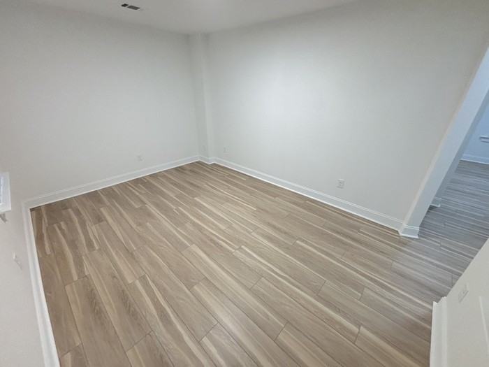 102 Cushing St - Photo 4 of 30