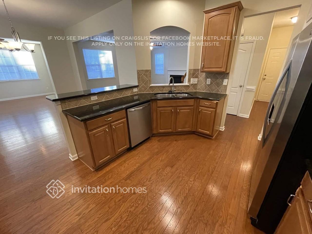 13611 Delstone Dr - Photo 5 of 19