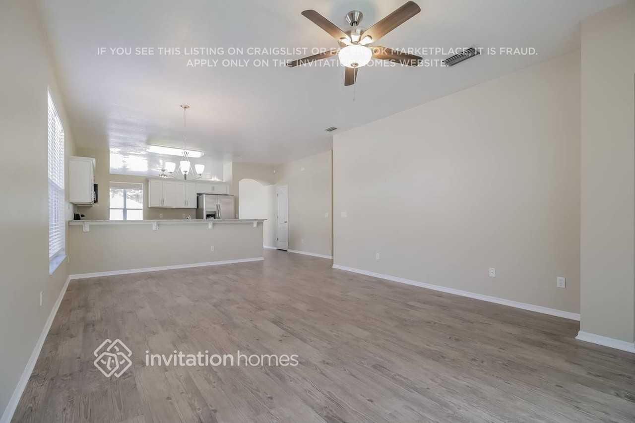 848 Cherry Valley Way - Photo 5 of 21