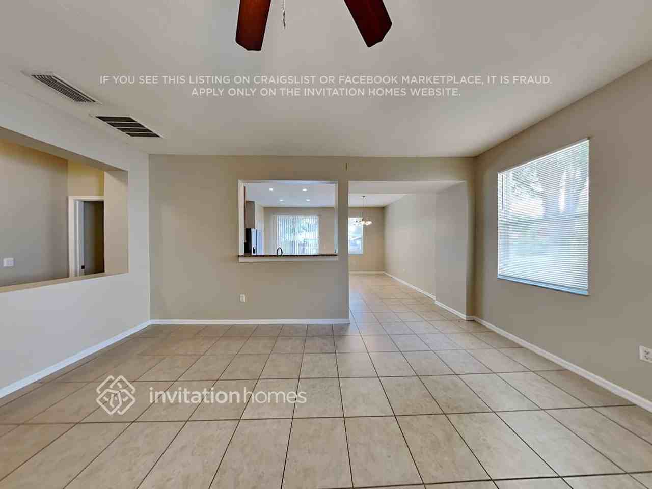 7412 Hunters Greene Cir - Photo 3 of 17