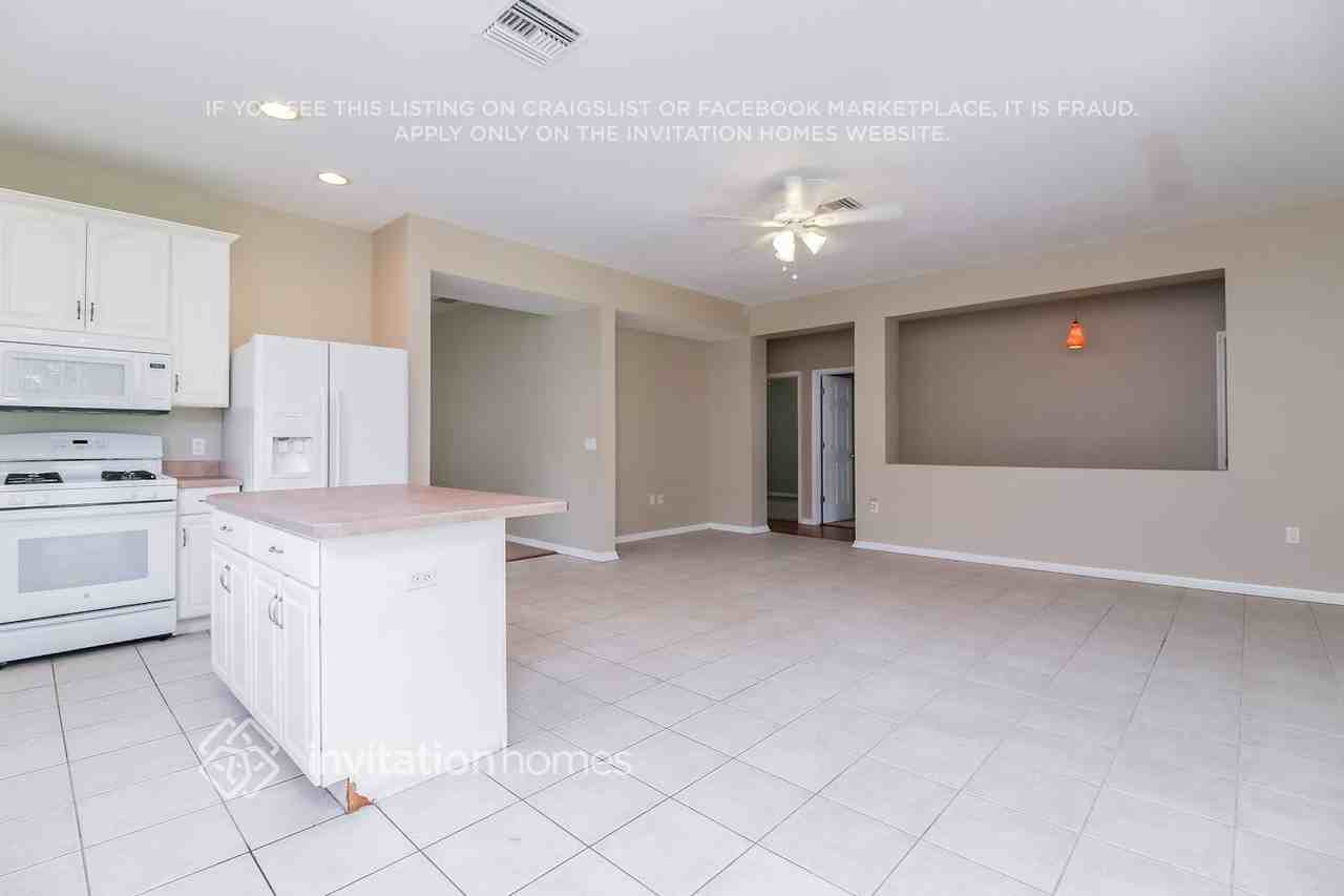 15450 Osprey Glen Dr - Photo 7 of 19