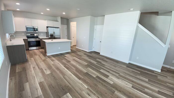 6191 N Tarako Ave - Photo 6 of 14