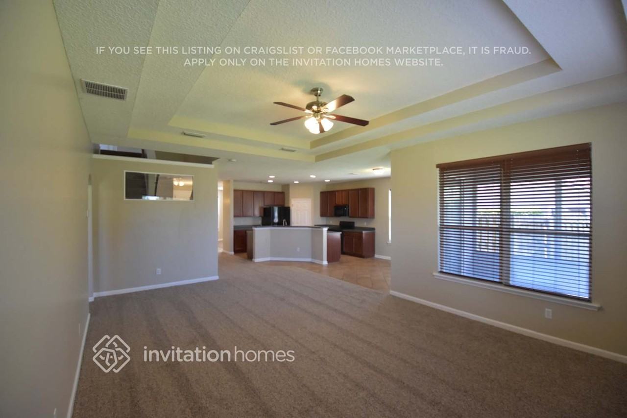 3333 Victoria Lakes Dr N - Photo 4 of 16