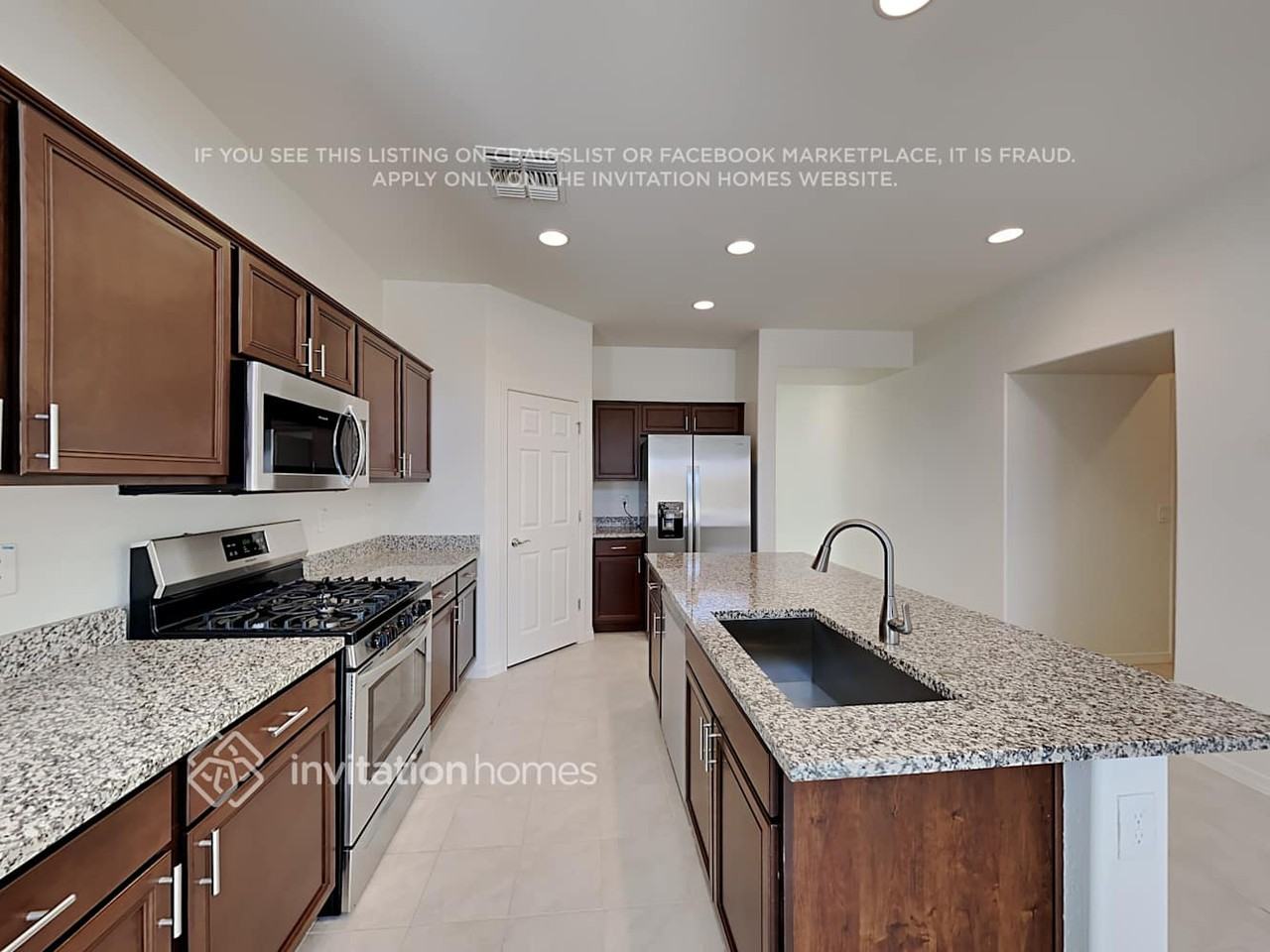 20113 W Jackson St - Photo 6 of 16