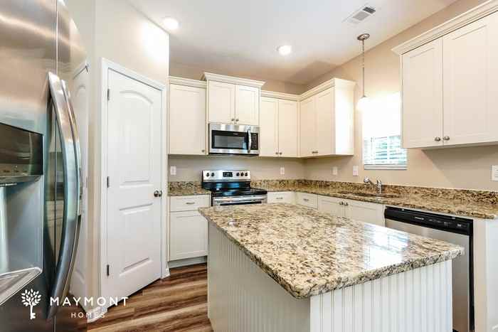 1232 Oak Ln - Photo 6 of 12