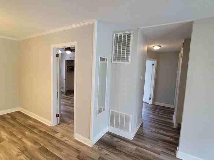 7032 Patterson Rd - Photo 3 of 17