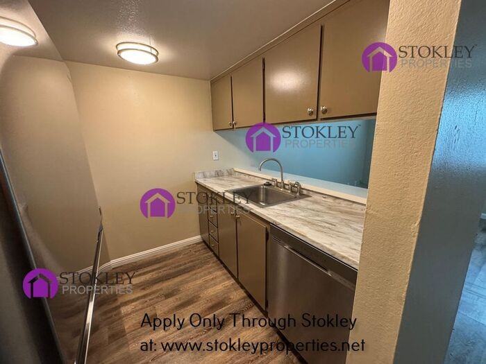 1410 Kenwal Rd #2 - Photo 4 of 18