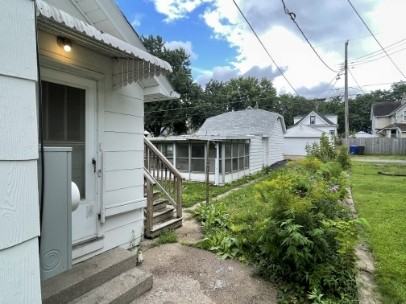 766 Minnehaha Ave W Lowr A - Photo 2 of 16