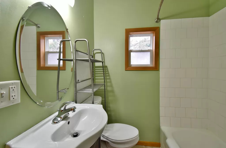 766 Minnehaha Ave W Lowr A - Photo 3 of 16