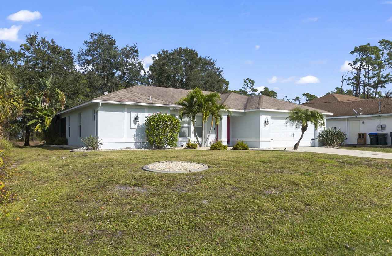 1728 Kadashow Ave #1 - Photo 3 of 40