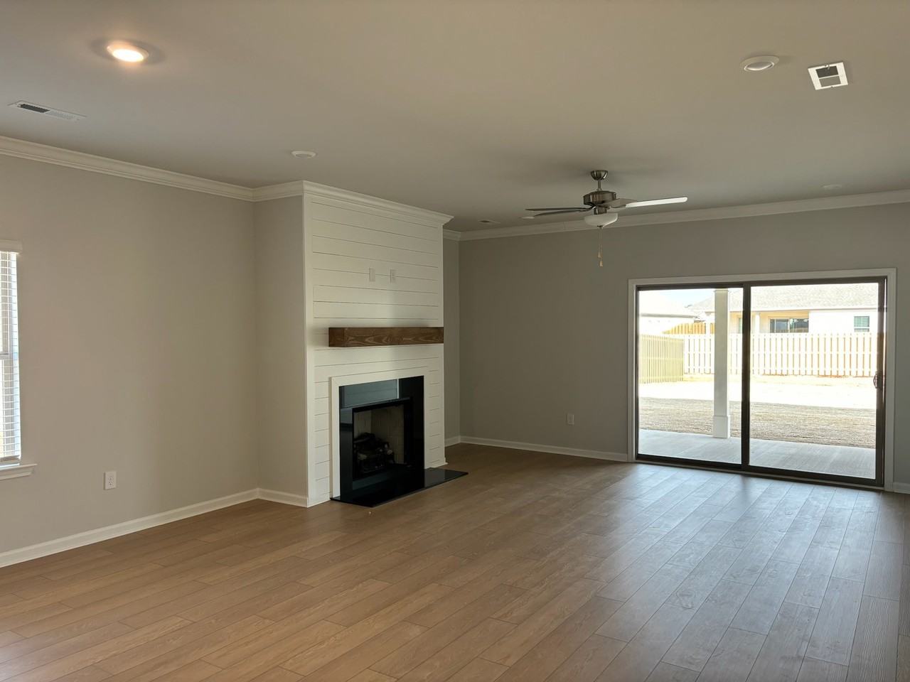 311 Allene Way #1 - Photo 4 of 8