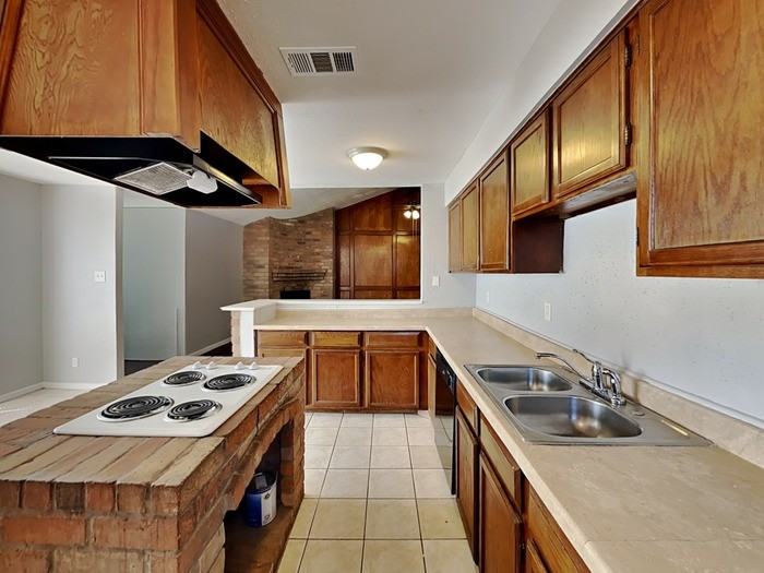 15727 Cascade Point Dr - Photo 6 of 23