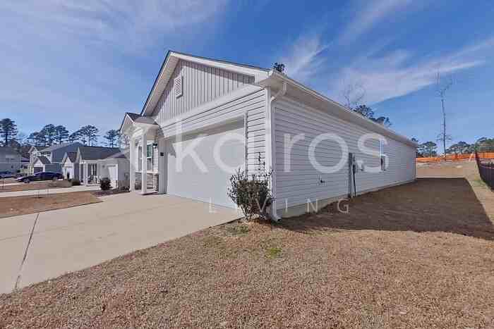 2537 Provence Dr Se - Photo 4 of 27