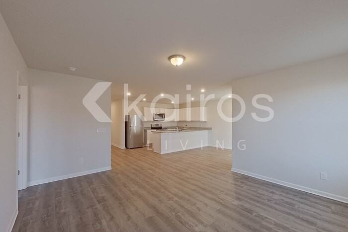 2537 Provence Dr Se - Photo 5 of 27