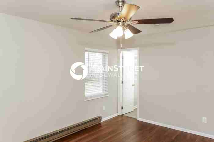 4010 Sedgewood Ln - Photo 6 of 16